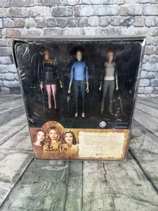 Time and Space Toys Exclusive BTVS Summers Family Album BRAND NEW 2513/3000-C - Picture 1 of 12