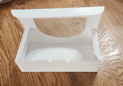 24 Gygi White Window Candy Boxes 7" x 3 3/8" x 2" NEW - Image 1 of 4