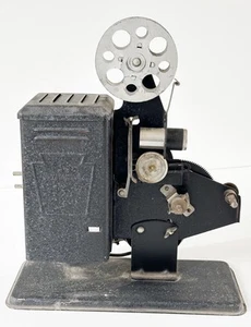 Vintage Keystone Jr Movie Projector 1940’s Retro Decor 8mm - Picture 1 of 16