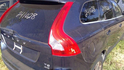 Luz trasera derecha pasajero XC60 compatible con 09-11 VOLVO 60 SERIES 386579 Foto 1 de 4