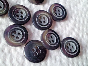 15 Shirt Buttons Horn Look 4 Hole Various Colours Inggombok Nasturi Кнопки - Picture 1 of 11