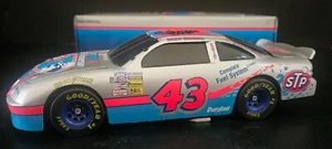 AUTOGRAPHED 1:24 1996 Bobby Hamilton #43 25th anniversary STP Pontiac Action BWB - Picture 1 of 8