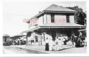 1B661 2NDGEN RP 1909/60s TRAIN STATION HYANNIS MA - Picture 1 of 1