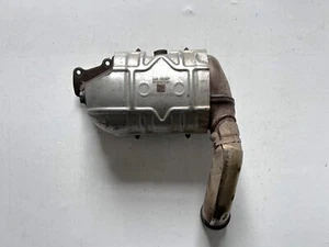 2017 2018 Chrysler Pacifica Catalytic Converter Manifold OEM 68184161AC - Picture 1 of 9