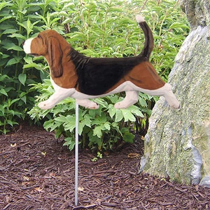 Basset Hound Outdoor Garden Dog Sign Hand Painted Figure Tri - Picture 1 of 1