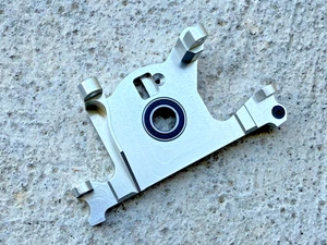 Aluminum Motor Mount W/ HD Bearing for Traxxas Rustler 4x4 BL-2s Silver - Picture 1 of 4