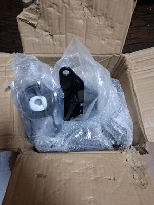 Engine Mounts & Transmission Mount 4PCS For Scion XD 14-08 L4-1.8L, AT - Image 1 of 3