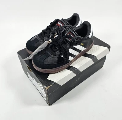 Adidas Samba J IF1945 Big Kids' Indoor Soccer Football Shoes - Multiple Sizes - Image 1 of 4