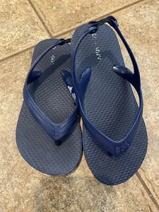 Summer Sandals Old Navy Navy Blue Size 11 Flip Flops  - Picture 1 of 5