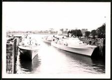 Fotografia okrętów wojennych - torpedowe łodzie marynarki wojennej Bundesmarine w porcie 