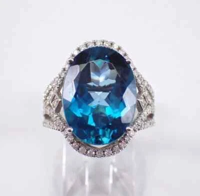 Помолвочное кольцо из белого золота 14 карат с покрытием из 3 карат овальной огранки с лабораторно созданным лондонским голубым топазом - Изображение 1 из 4