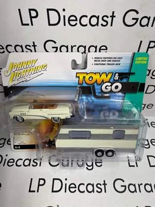 JOHNNY LIGHTNING 1953 Buick Super w/Travel Trailer Creme Color 1:64 Diecast Tow - Picture 1 of 3