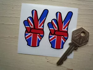 Par de pegatinas para casco Union Jack de 2 dedos bicicleta o automóvil de 2" fácil ciclista helicóptero paz - Imagen 1 de 1