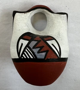 Acoma Pueblo Pottery Vessel Signed Chinana Jemez Native American Art Tribal Pot - Picture 1 of 7