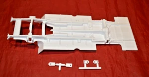AMT 1960 Ford F-100 Pickup Chassis 1/25 - Picture 1 of 2