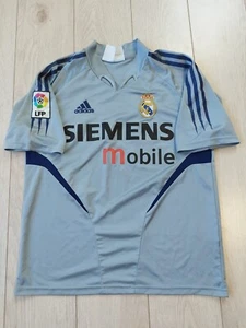 Gr. 32/34 Kinder Real Madrid Fußball Trikot Adidas Torwarttrikot - Bild 1 von 15
