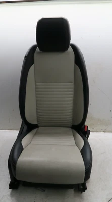 Land Rover Discovery 2017-2023 OEM conjunto de asiento térmico delantero derecho Foto 1 de 4