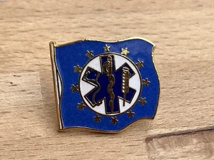 a  PINS PIN DIVERS SAMU AMBULANCE CADUCEE - Picture 1 of 1