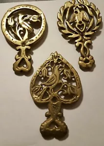 Lote de 3 platos calientes de decoración de pared de remache de pájaros con patas de latón -de colección "B" - Imagen 1 de 5
