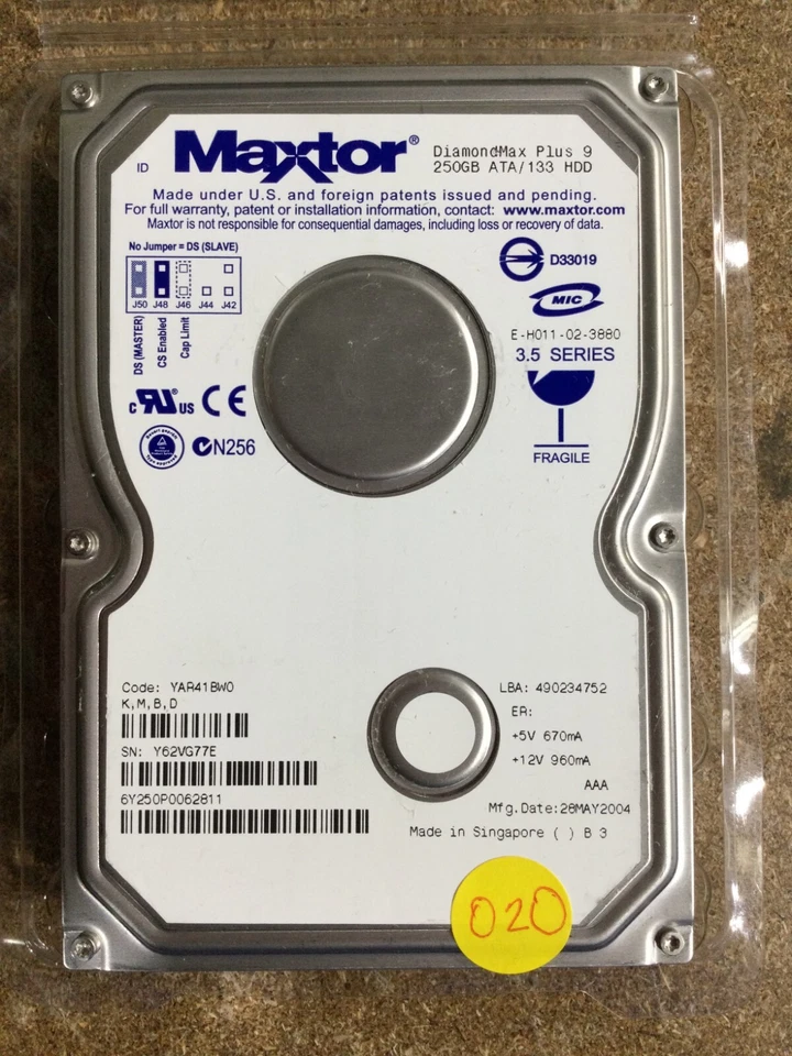 Maxtor E-H011-02-3880 Diamond Max Plus 9 250GB 7200 ATA/133 Internal Hard Drive - Image 1 of 1