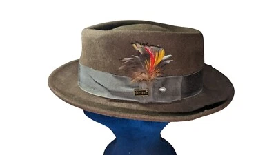 Vintage DOBBS Coffee Brown Porkpie Hat -100% Wool- Feather  Hatpin - 7 Made USA - Image 1 of 4