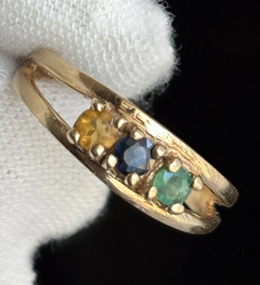 Vintage 10K Yellow Gold Spinel, Emerald, & Citrine Ring Multi Gemstone Size 7 - Image 1 of 4