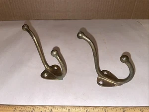 Paar Menge 2 Vintage Messing Doppel Kleiderhaken / Hut / Aufhänger / schwer / Hardware - Bild 1 von 4