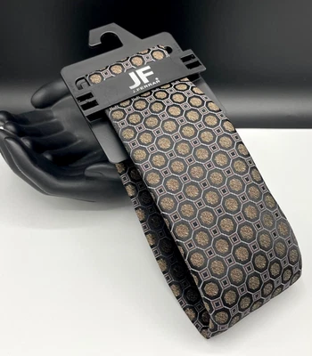 Corbata de cuello para hombre JF J. Ferrar ~ Taupe ~ Geo ~ Estrecha ~ NUEVA PRECIO DE VENTA SUGERIDO POR EL FABRICANTE: $34. Foto 1 de 3