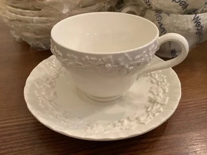 Wedgewood of Etruria & Barlaston Kaffee/Teetasse + Untertasse Queensware Neu aus altem Lagerbestand 1 Set - Bild 1 von 10