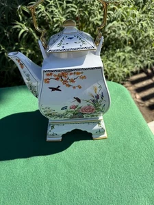 Franklin Mint "The Birds And Flowers Of The Orient" Teapot By Naoko Nobata 1986 - Picture 1 of 10