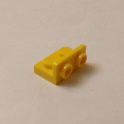 Lego x1 Yellow 1x2 1x2 Inverted Angle Bracket, 99780 (028-179) - Image 1 of 1