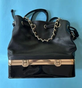 Vintage Black Bucket Bag With Clasp Box, Pre-owned, No Name. - Picture 1 of 10
