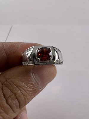 Anillo de plata de ley 925 granate circonita cúbica Foto 1 de 4