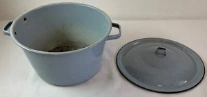 vintage 10x6 ENAMELWARE POT with lid ~ speckled blue-gray - Picture 1 of 3
