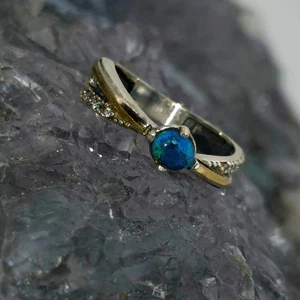 Orobelle Lightning Ridge Black Opal 0.40ct 925 Silver and 9ct Gold with CZ Ri... - Bild 1 von 7