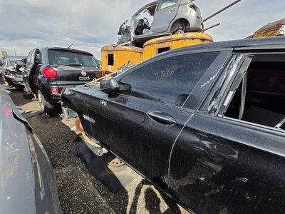 Driver Left Front Door W/Single Pane Glass Fits 09-15 BMW 750i 476193 - Image 1 of 4