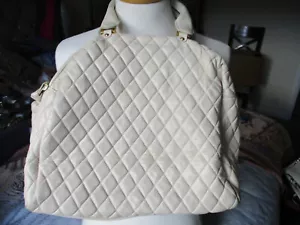 Fontanelli - Soft cream quilted leather handbag with side tassel - Picture 1 of 13