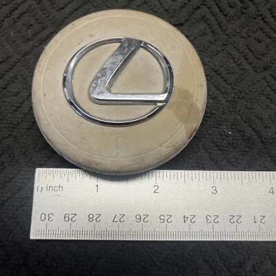 Lexus GS430 GS400 2065 Factory OEM Center Wheel Cap Rim Hub Cover 74147 D0426 - Image 1 of 3