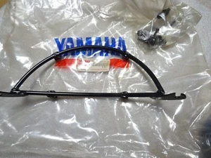 6. Yamaha Neos Ovetto 50 YMG-5ADW0-71-90 Halter Windschild Scheibe Windschutz - Picture 1 of 6