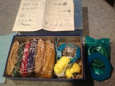 Jeu ancien " tout en raphia " Fernand Nathan en BE - Photo 1/3