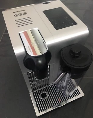 DeLonghi Nespresso Kapselmaschine Lattissima Pro EN750MB aluminium TOP + HÄNDLER - Bild 1 von 2