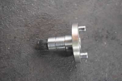 YAMAHA 1982 1983 XZ550 VISION ENGINE STARTER START MOTOR GEAR SHAFT - Image 1 of 4