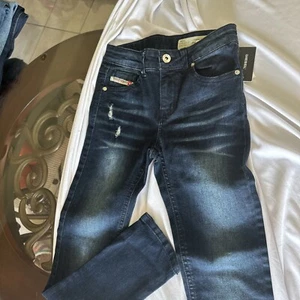 DIESEL GIRL'S SUPER SLIM-skinny SIZE 8 VINTAGE  MILANO - Picture 1 of 3