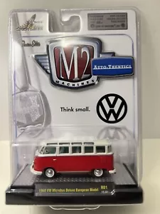 M2 Machines Auto-Thentics 1960 VW Microbus Deluxe European Model Volkswagen NIB - Picture 1 of 4