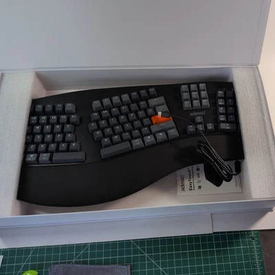 Adesso EasyTouch 1500 RGB Ergonomic Mechanical Keyboard  - Cherry MX Red Switch - Image 1 of 4