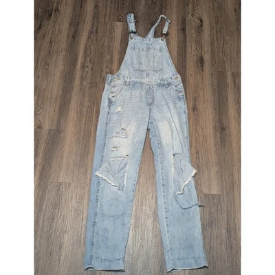 Macacão jeans Aeropostale feminino tamanho M desgastado rasgado lavagem leve jeans LEIA - Imagem 1 de 4