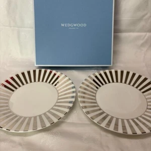 Wedgwood Jasper Conran Bone China 9.1in (23cm) Plate Pair Set Unused in BOX - Picture 1 of 4