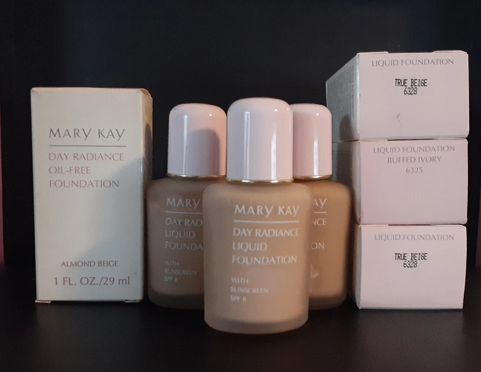 Mary Kay Day Radiance Foundation (Reg. & Oil-Free) #VINTAGE ~You Choose~ NEW!!! - Image 1 of 1