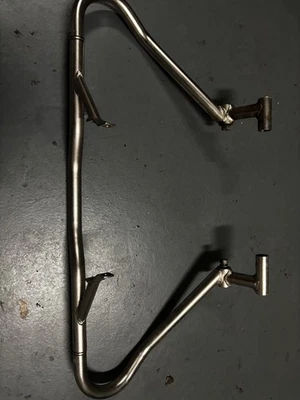 06-13 Barra de protección motor BMW R1200GS r1200 gs 71607677270 / 71 60 7 677 270 Foto 1 de 3