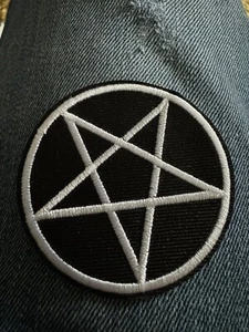 PENTAGRAM HALLOWEEN IRON ON SEW ON PATCH WITCHCRAFT PAGAN SYMBOL - Picture 1 of 2